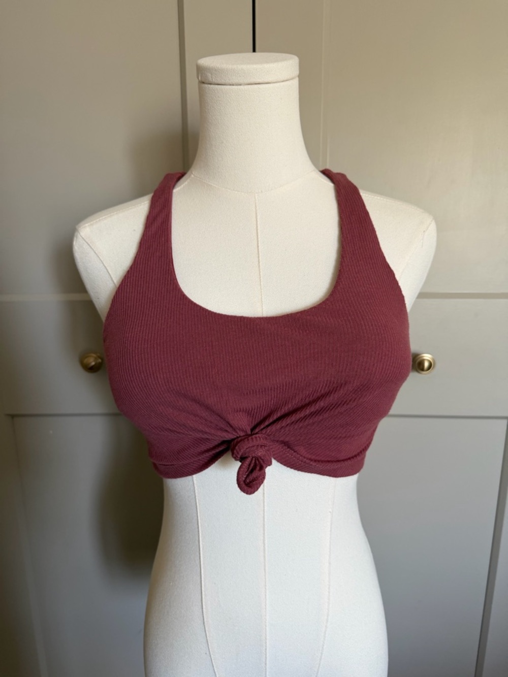 ALO Yoga Ribbed Knot-Front Sports Bralette - Burgundy